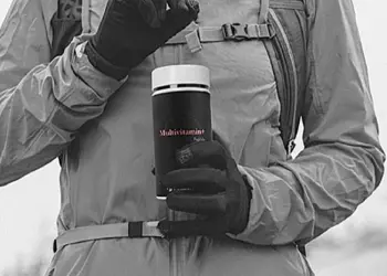 Pürblack predstavlja dnevnu multivitaminsku nadopunu s peptidima