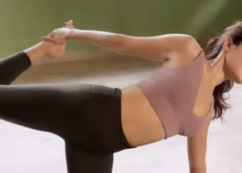 Rhea Chakraborty se pojavila u cool sportskom izdanju nakon vježbanja u teretani