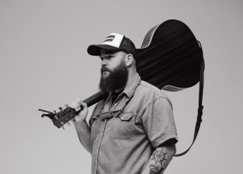 Geronimo Tyler McGinnis: recenzija