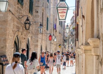 Hrvatska se suočava s izazovom masovnog turizma