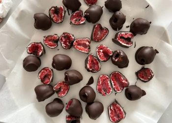 Domaći Copycat Trü Frü maline: slastan obrt u originalu