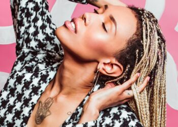 Najbolji modni trendovi 90-ih za 2026. godinu