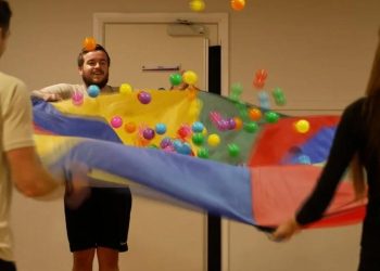 Britanska teretana nada se da će trend “kidultinga” privući odrasle vraćanjem zabave u fitness