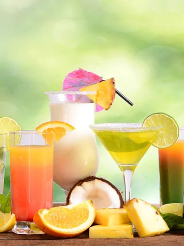 Osam najboljih osvježavajućih napitaka za hidrataciju ovog ljeta!