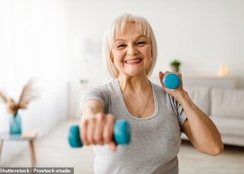 Šokantno jednostavna vježba za ruke koju su milijuni žena koristile da se riješe svojih bingo krila