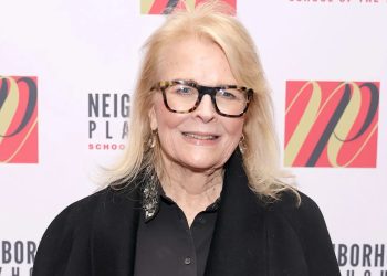 Candice Bergen razmišlja o svom odnosu prema dvojici preminulih muževa i otkriva kako ostaje ‘normalna’
