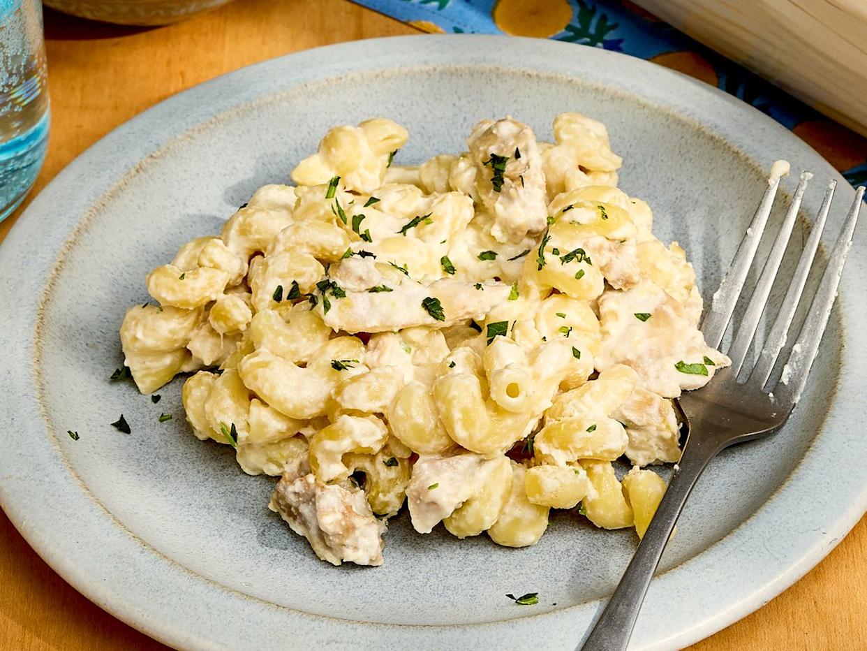 Zasluge: Fotograf: Robby Lozano / Oblikovanje hrane: Amanda Stanfield / Oblikovanje rekvizita: Abby Armstrong