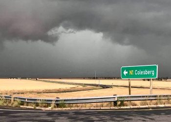 Vožnja tijekom ljetnih oluja: Kako ostati siguran pri iznenadnoj kiši i vjetru