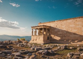 Zlatna viza za Grčku: Zahtjevi za boravak putem ulaganja do 2026. godine