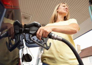 5 načina na koje bi američko-izraelski udari na Iran mogli utjecati na vaš novčanik