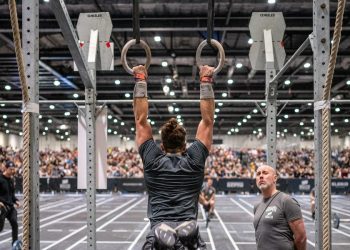 Rich Froning dijeli svoje savjete o napretku u gimnastičkom grip-shredderu