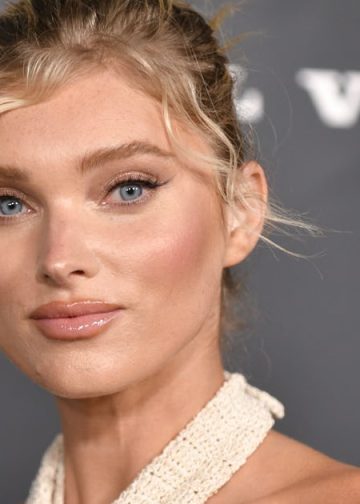 Elsa Hosk nosi funky sportsku odjeću iz TikToka uz Chanel balerinke