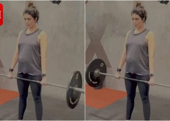 Buduća mama Karishma Tanna dijeli video s vježbama u teretani; poručuje ‘Common preggos!!! Idemo vježbati!!’