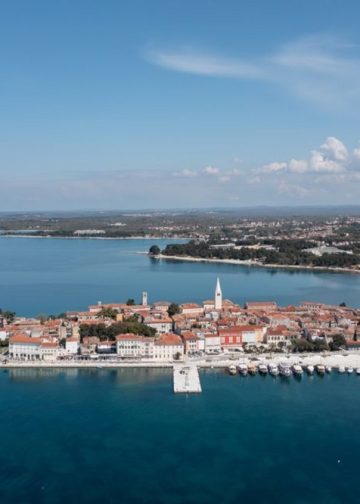 Tisuće Hrvata protestira za veće plaće i mirovine