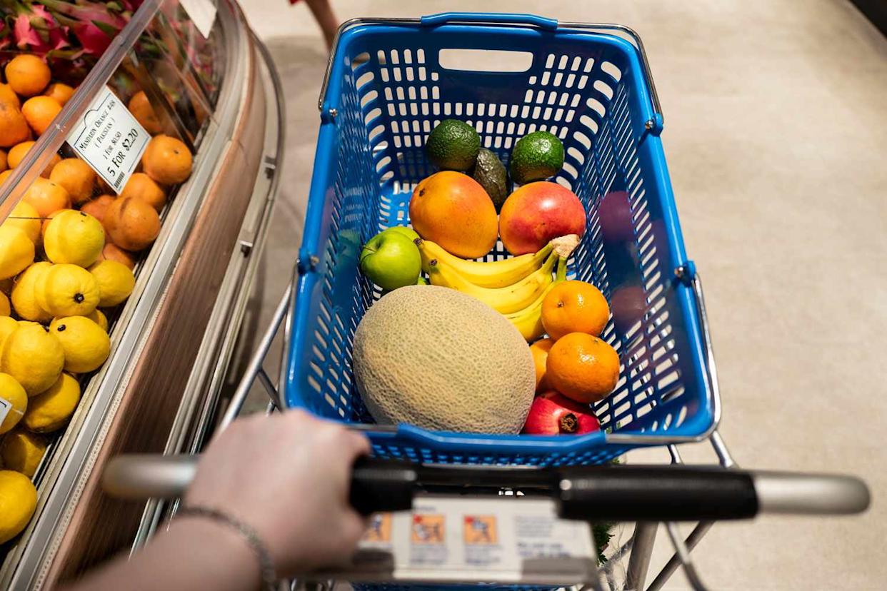 Slika košare s namirnicama pune proizvoda Zasluge: Getty