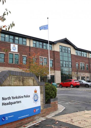 Policajac Sjevernog Yorkshirea objavio je videozapise vježbanja u teretani iako je odjavljen zbog ozljede