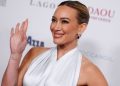 Hilary Duff se znoji u kratkoj majici i tajicama za novu suradnju
