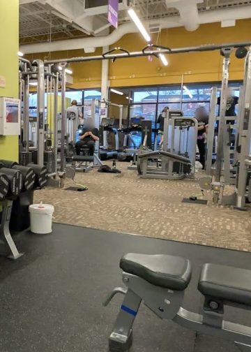 Medicinska sestra optužuje teretanu u Coloradu za ‘uznemiravanje’ zbog tuširanja bez vježbanja: ‘Javni odgovor vlasnika pogoršao je situaciju’