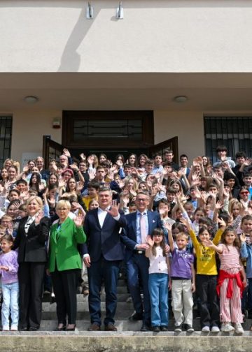 Predsjednik Milanović i predsjednica Slovenije Nataša Pirc Musar posjetili školu slovenske manjine u Rijeci