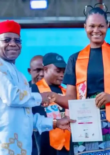 Alex Otti osnažuje 4000 polaznika programa Fashion Future (FFP) u Abuji