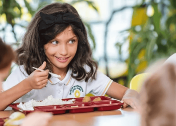 UAE zabranjuju gazirana pića i grickalice u školama