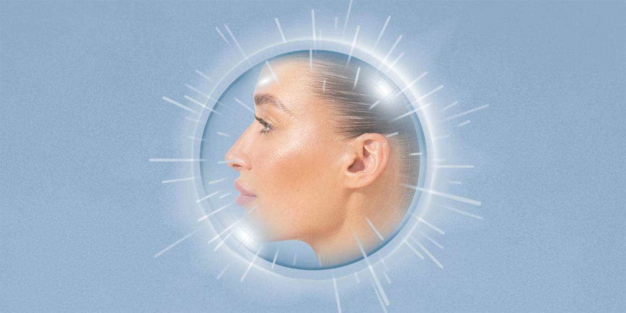 Zamućeni dio lica unutar kružnog sjaja.