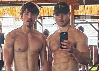 Zvijezde ‘čizama’ Miles Heizer i Angus O’Brien bez majice i ponovno vježbaju