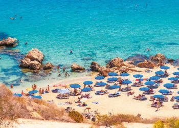 Upozorenja za putovanje na Cipar se smanjuju