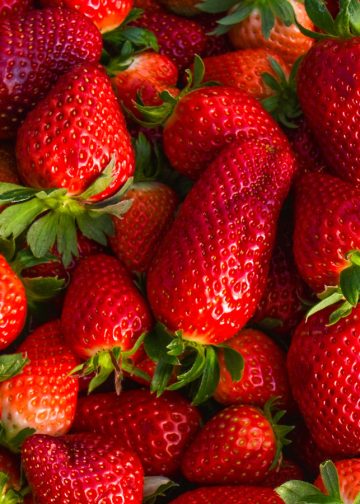 11 vrsta voća koje sadrže više šećera od jagoda