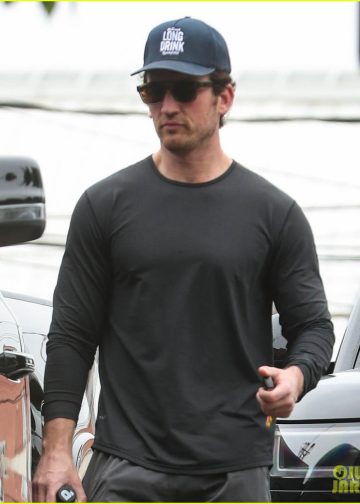 Miles Teller se priprema za ulogu u filmu ‘Michael’ dok posjećuje teretanu: Slika 5313099 | Fotografije Milesa Tellera | Vijesti i tračevi o slavnima