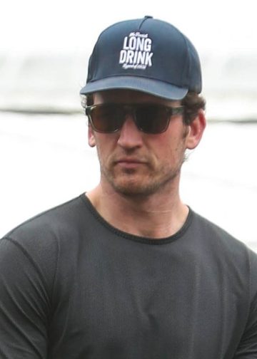 Miles Teller posjećuje teretanu dok film ‘Michael’ dolazi u kina | Iskrene fotografije, Miles Teller | Vijesti i tračevi o slavnim osobama | Zabava, fotografije i videozapisi