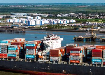 Zašto brza moda ne može izbjeći Hormuz Oil Crunch