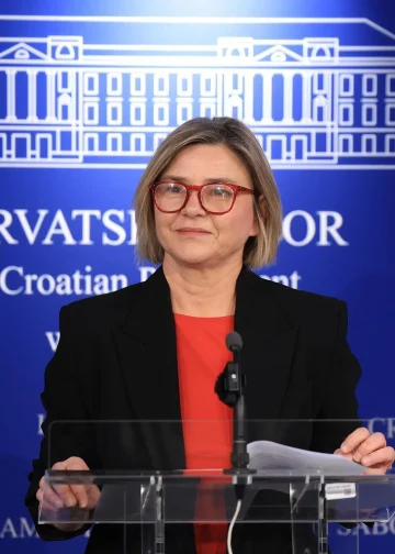 Opozicija tvrdi da vlada nije uspješno provela reforme