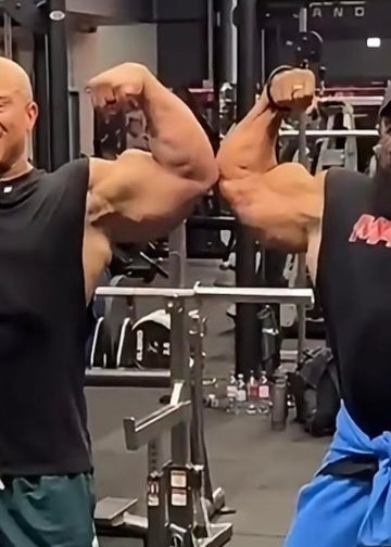Velikani bodybuildinga Phil Heath i Roelly Winklaar poziraju u teretani