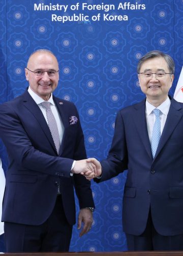 Ministri vanjskih poslova Južne Koreje i Hrvatske raspravljaju o suradnji u sektoru naoružanja i energetike