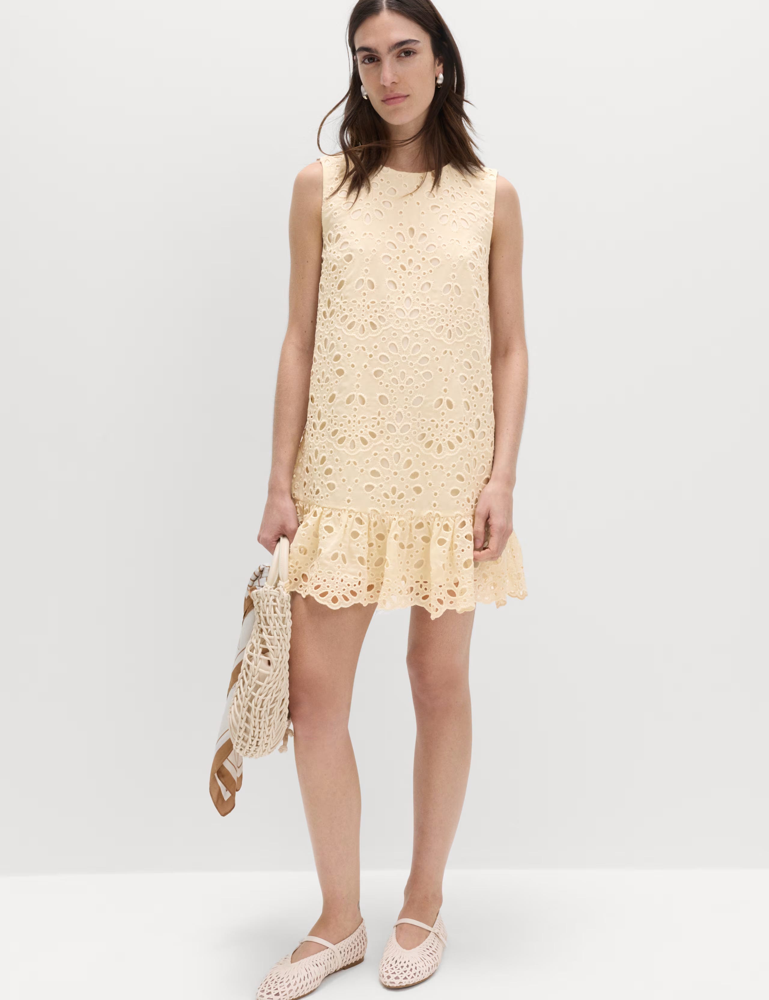 Broderie mini haljina