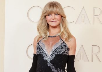 U 80. godini, fitness rutina Goldie Hawn fokusira se na kretanje, ravnotežu i zabavu – otkrijte zašto je uspješna.