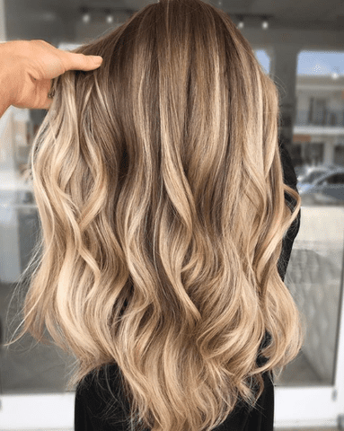 @suetyrrellstylist/Instagram