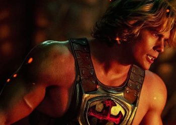 Kako je Nicholas Galitzine postigao svoju impozantnu He-Man tjelesnu građu – unutar njegove rutine podizanja teških utega i visokokalorijskog unosa