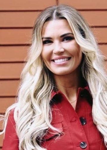 Kako Christine McGuinness uklapa cijelo tijelo fitness u svoju užurbanu rutinu – i 5 pokreta koji jačaju njezinu snagu