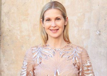 Kelly Rutherford iz ‘Tračerice’ otkriva da je trčanje po aerodromu njena omiljena vježba