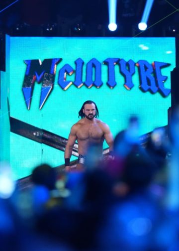 Viralna teretana: Drewa McIntyrea predstavlja obožavatelje WWE-a s novom tinejdžerskom superzvijezdom kriketa