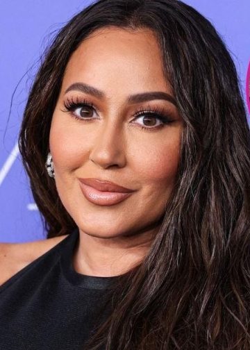 Adrienne Bailon ne želi ‘zabrljati’ ponovno okupljanje ‘Cheetah Girls’