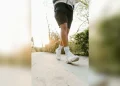 Može li hodanje stvarno zamijeniti teretanu? Razlozi zbog kojih mnogi vjeruju da može.