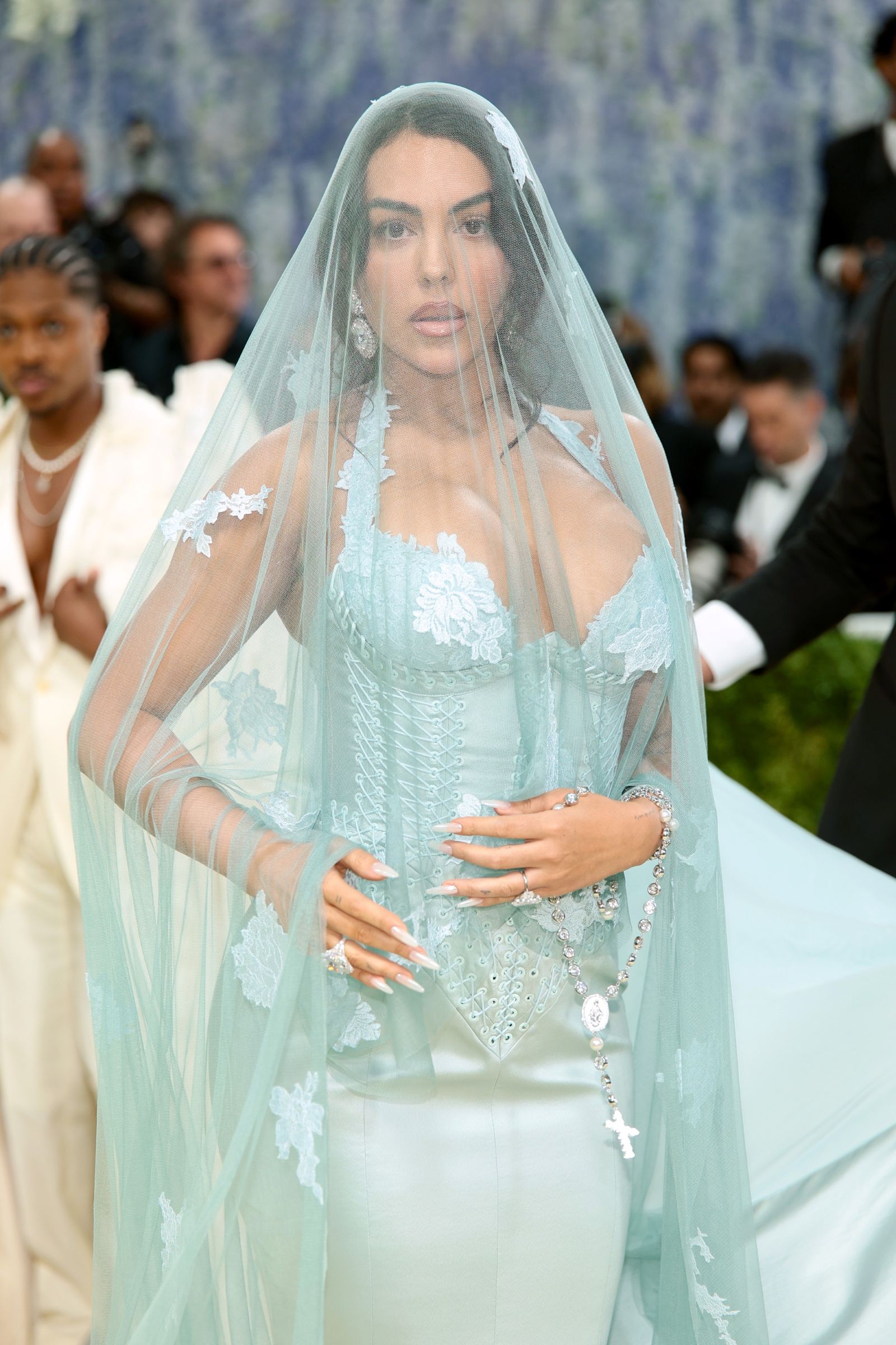 Georgina Rodriguez na Met Gali 2026. s haljinom Ludovica de Saint Sernina.