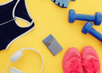 30+ modernih osnovnih stvari za vježbanje koje će vas inspirirati da posjetite teretanu