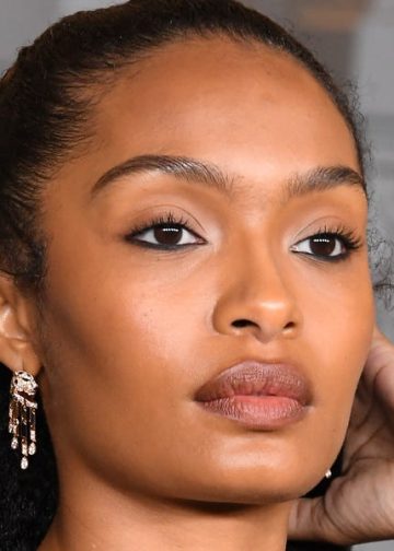 Možete li doista biti “straight natural” bez trajnog oštećenja svojih kovrča?
