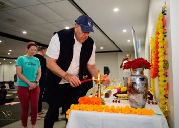Više od 225 ljudi okupilo se u Brisbaneu na proslavi Međunarodnog dana joge