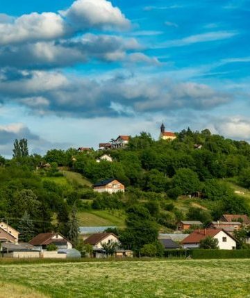 Rast turizma u Virovitičko-podravskoj županiji potaknut obnovljenim dvorcima, prirodom i UNESCO-vim lokacijama