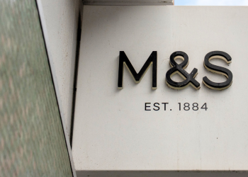 Zbogom cvijeću, zdravo lišću – M&S midaxi haljina s crvenim lišćem za £40 koju ćete nositi cijelo ljeto za chic stil